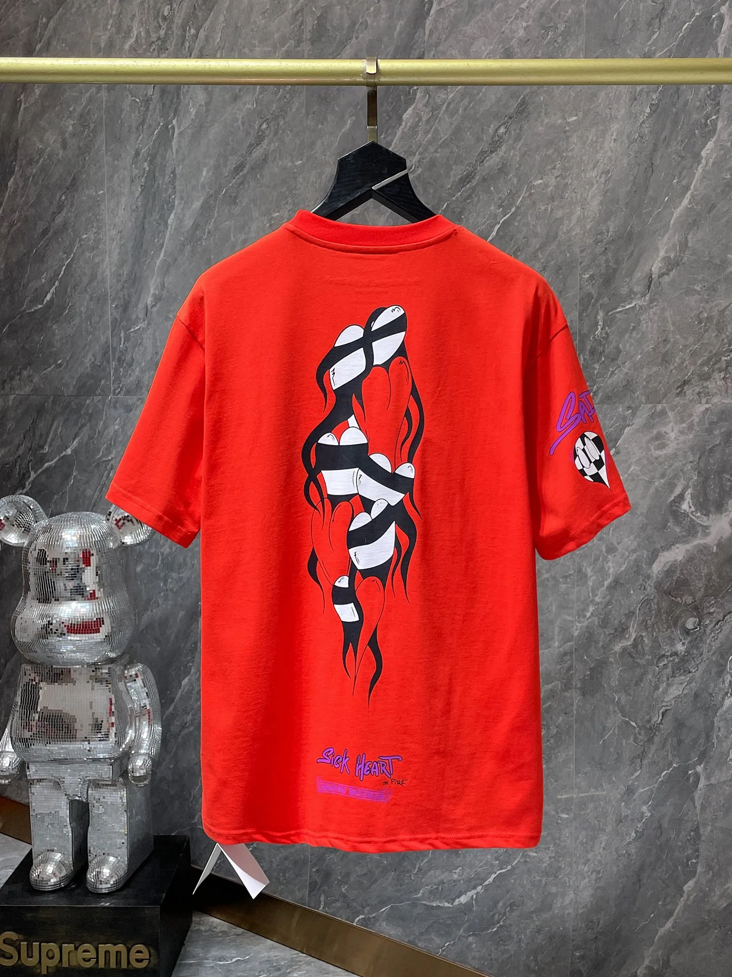P130 ✨New arrival✨ Chrome Hearts 25ss High-weight, environmentally friendly and high-quality top-quality fabric Chrome Mattyboy graffiti flame love short-sleeved counter synchronization 1:1 replica version Recommended color: customized red Size: S, M, L, XL